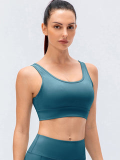 Scoop Neck Padded Sports Bra