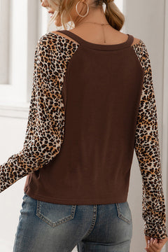 Contrast Leopard Sleeve Twist Front Top