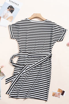 Stripes Pocketed T-shirt Dress with Belt